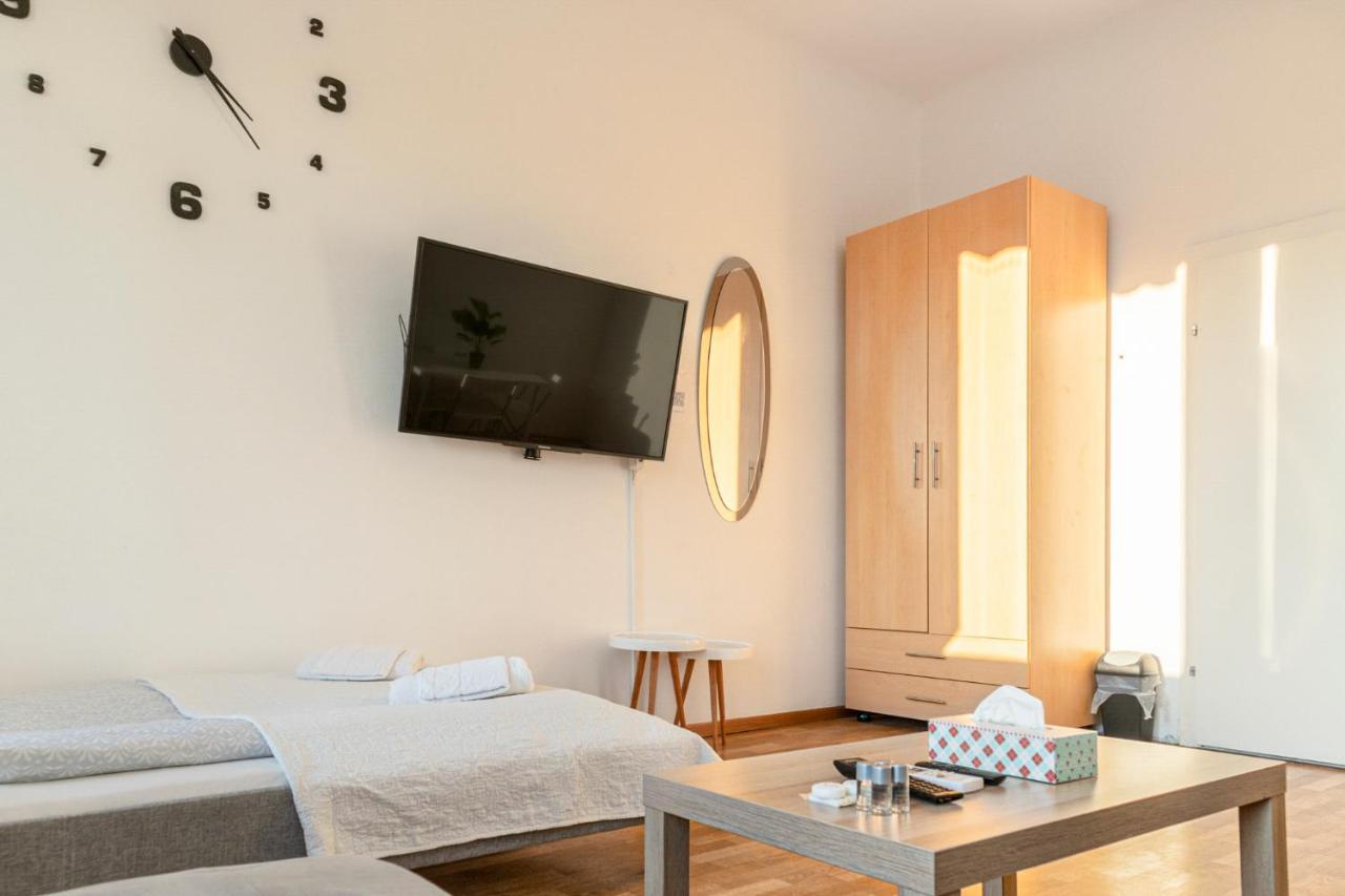 Joyful 2Br Apt. @ Millenium Tower And The Danube 维也纳 外观 照片